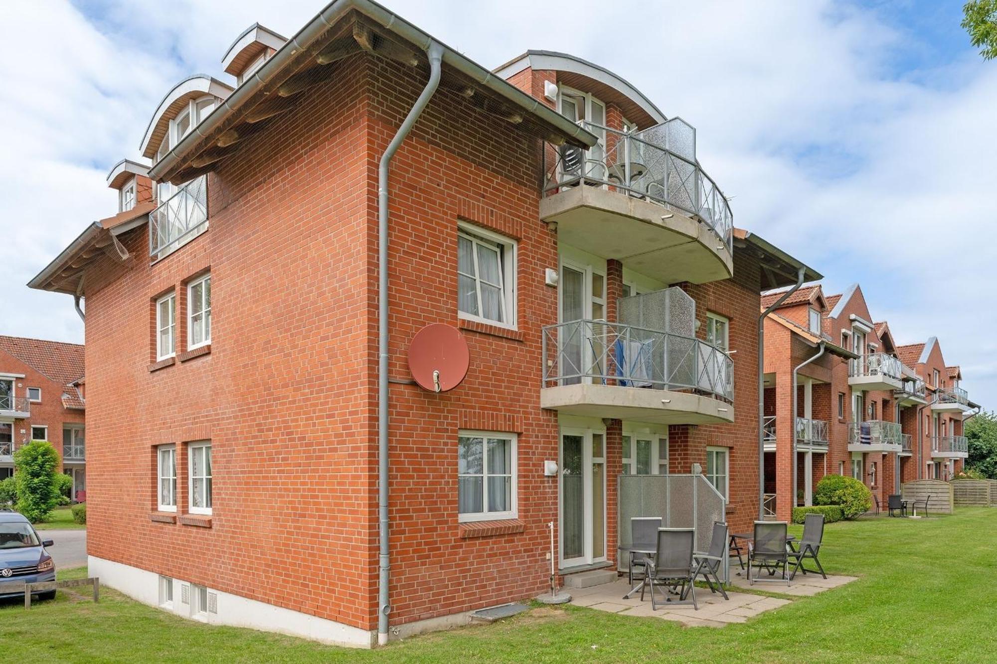 Ferienwohnung Ostseebutt Mit Terrasse Im Kaiserhof 2 켈렌후센 외부 사진