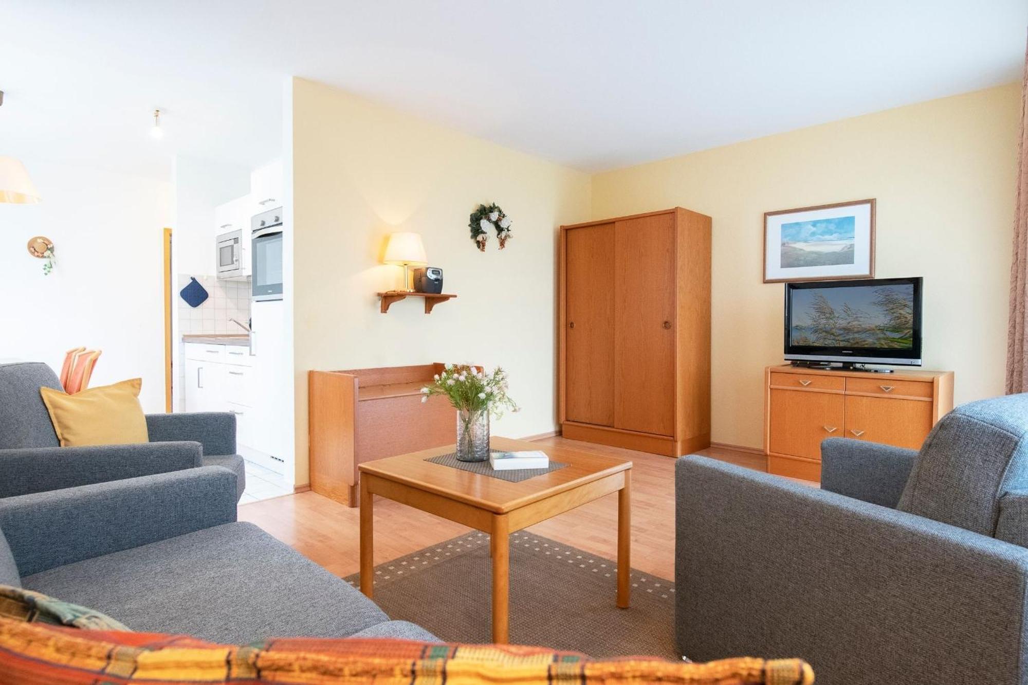 Ferienwohnung Ostseebutt Mit Terrasse Im Kaiserhof 2 켈렌후센 외부 사진