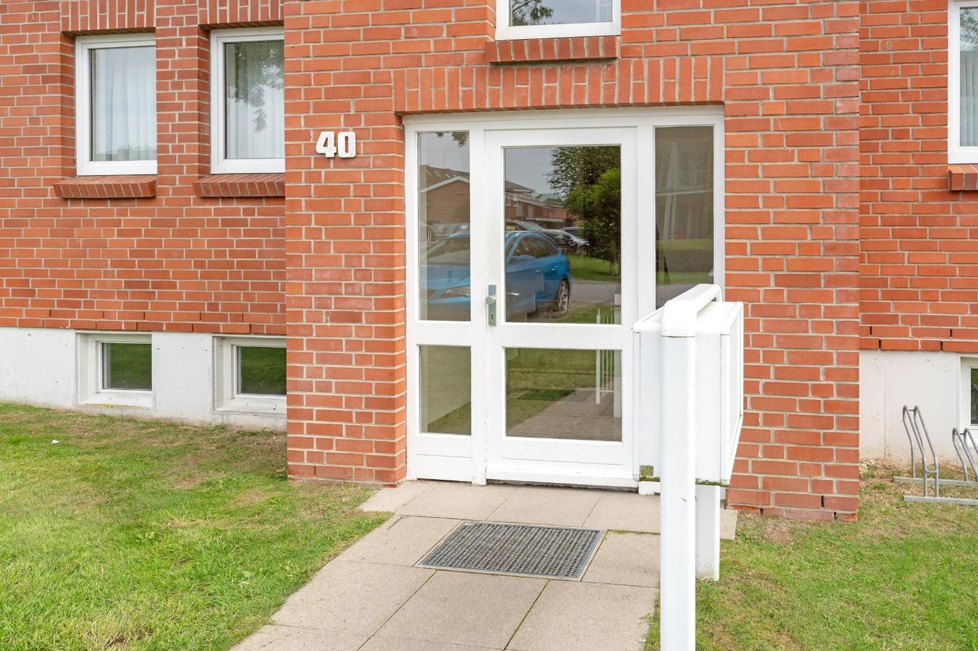 Ferienwohnung Ostseebutt Mit Terrasse Im Kaiserhof 2 켈렌후센 외부 사진